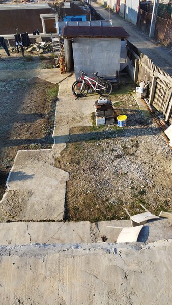 Cernica, Sat Caldararu, Central